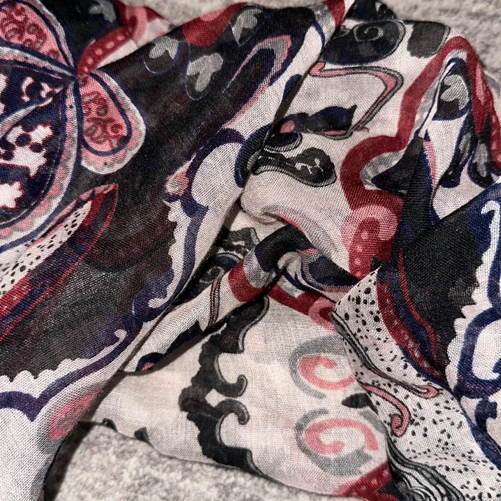 Charlotte Russe Scarf